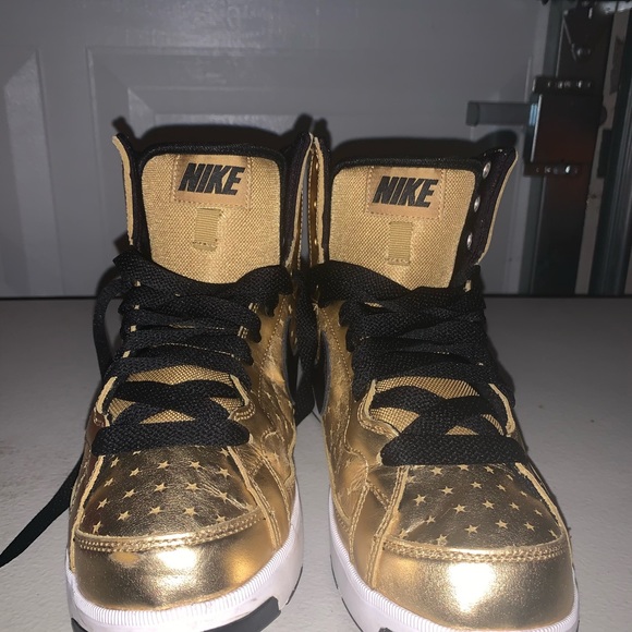 SOLD - Picture 2 of 8